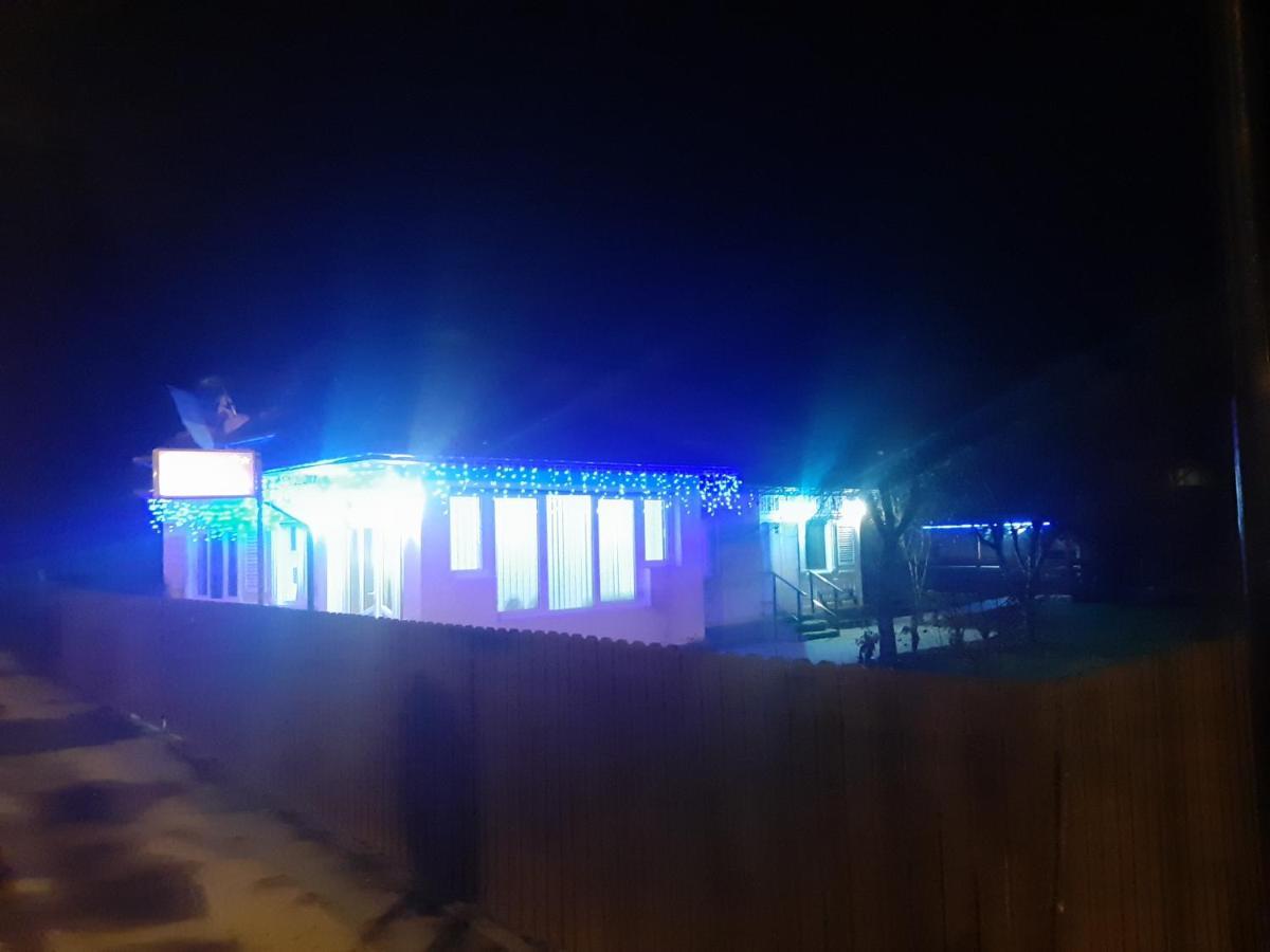Pensiunea Cristina Topliţa Exterior foto