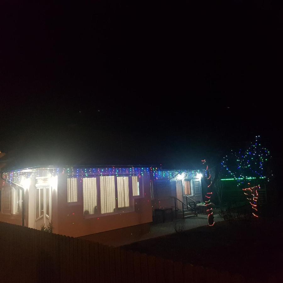 Pensiunea Cristina Topliţa Exterior foto